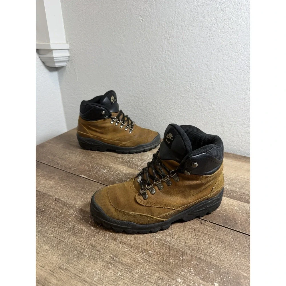 Nike Vintage ACG Chocolate Brown‎ Suede Hiking Boots Mens Sz 7.5 Rare